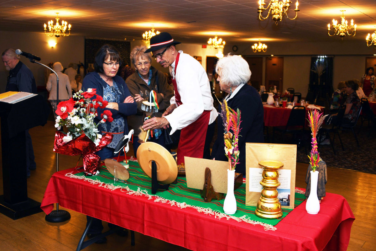 037 Mary Folkerts, Marilyn Hoppner and Carol Ott learn about Polish arts and crafts.JPG